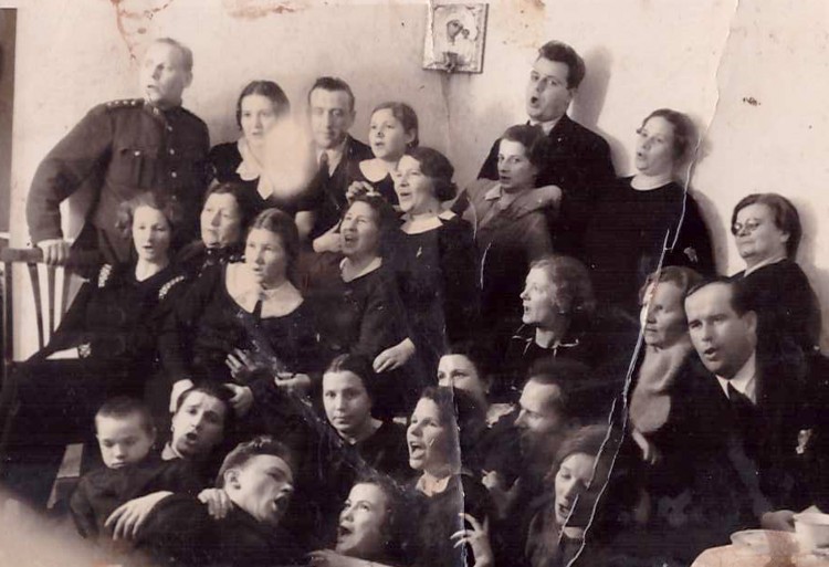 EW ohvitser laulukooris.jpg