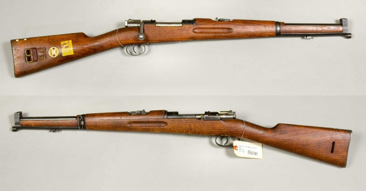 Karbin_m-1894_-_6,5x55mm_-_Armémuseum.jpg